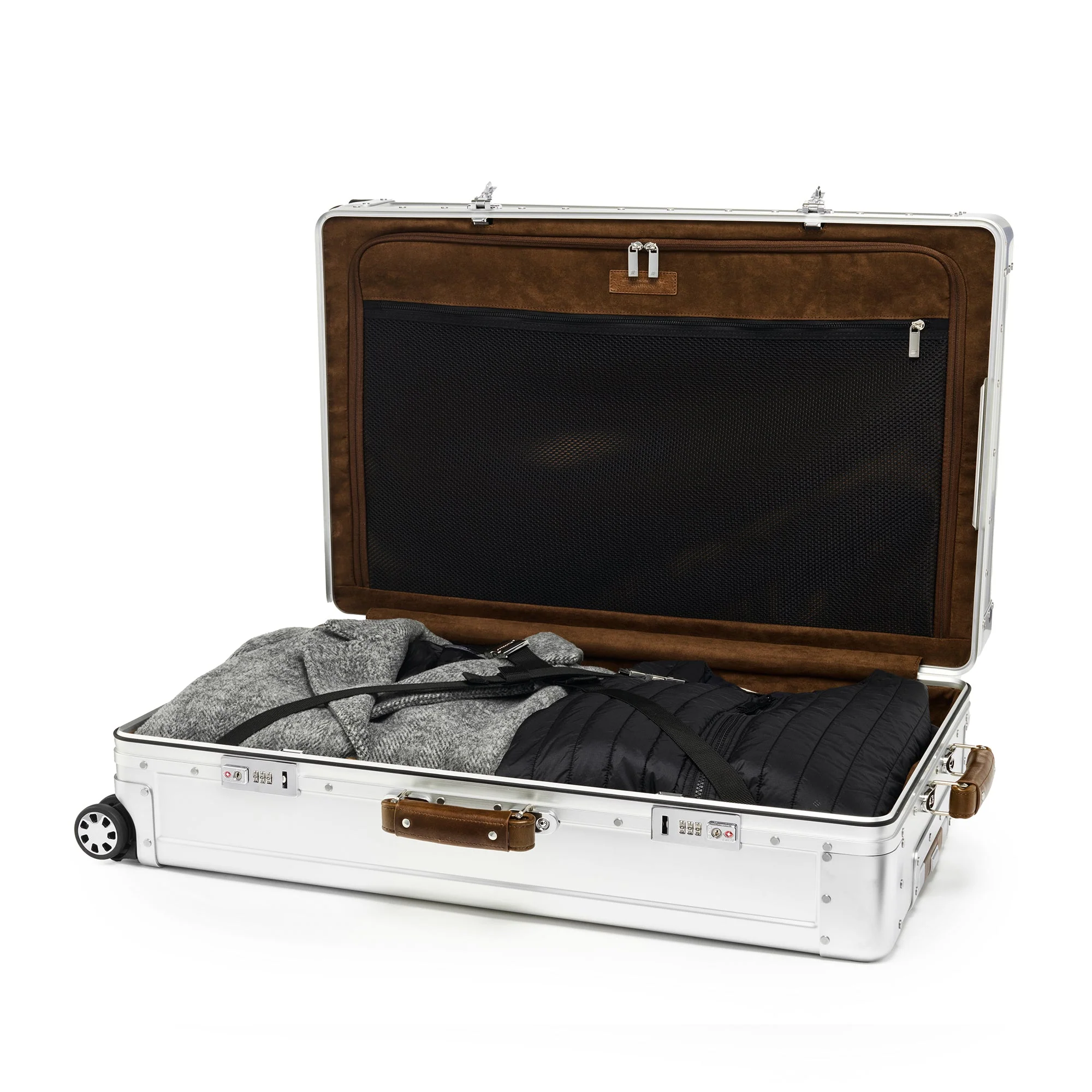 90L Check-In Travel Case - Image 11