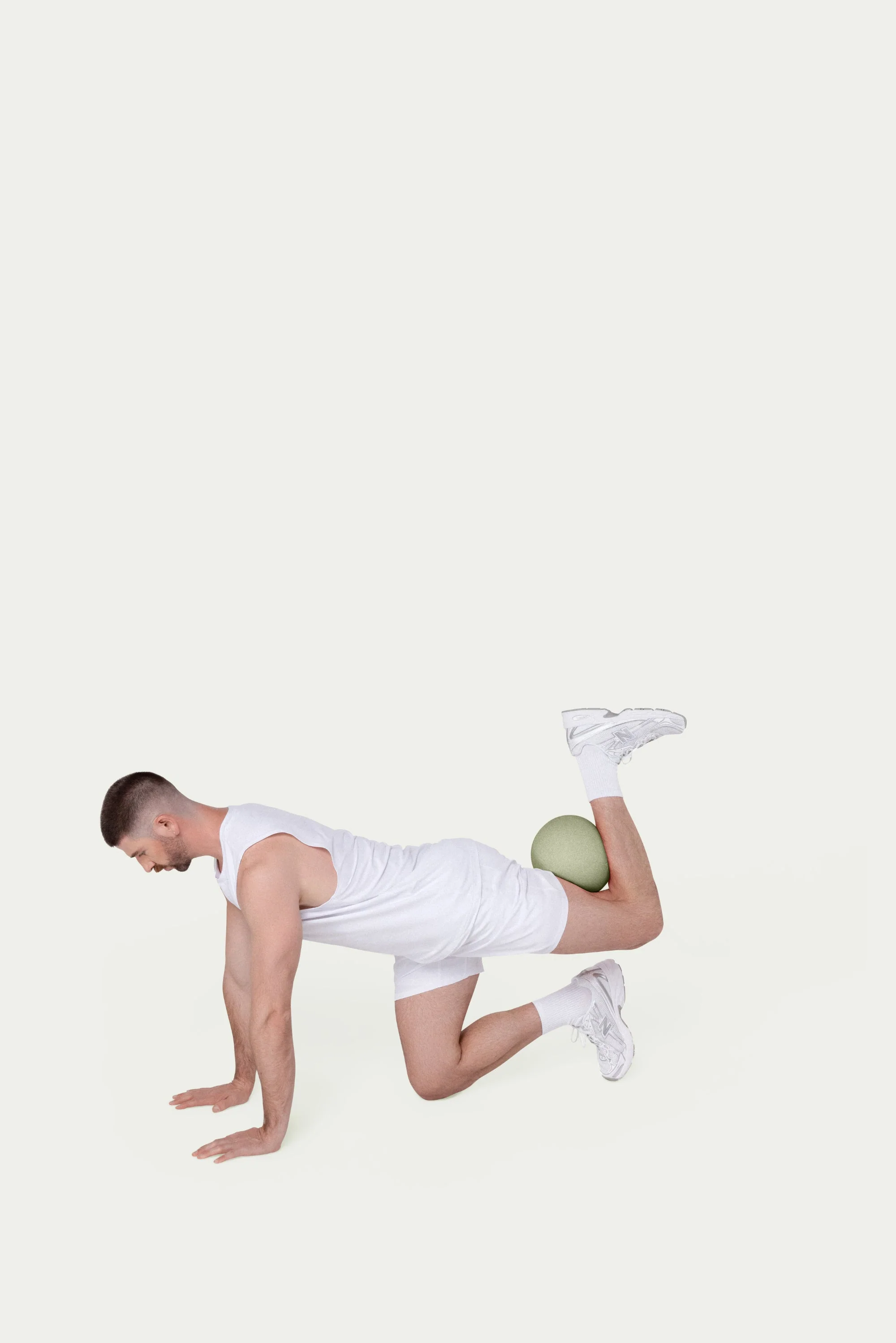 Bala Pilates Ball (Non-Weighted) - Image 32